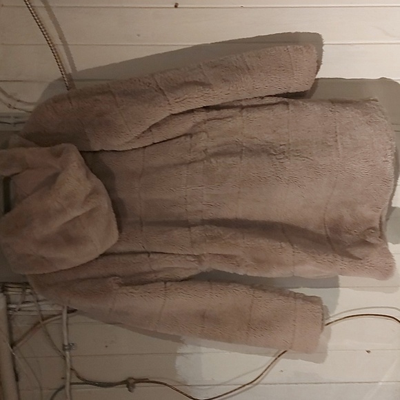 ONLY Faux Fur Jacket/Sz M/Hood Attached - Picture 4 of 5